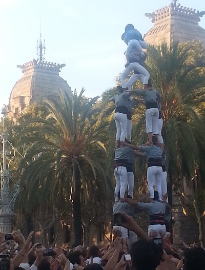 QD2015-09-12 Catalonia-independence-Castellers